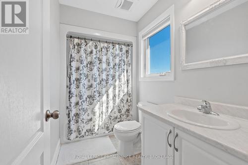 1556 Albany Drive, Kingston (City Northwest), ON - Indoor Photo Showing Bathroom