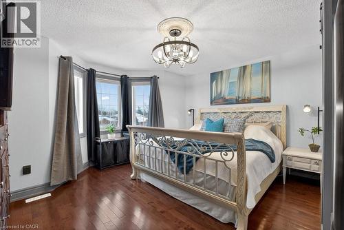 84 Loon Avenue, Barrie, ON - Indoor Photo Showing Bedroom