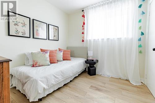 381 Applegrove Avenue, Peterborough (Northcrest Ward 5), ON - Indoor Photo Showing Bedroom