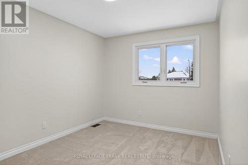 1821 Parkwood Circle, Peterborough (Monaghan Ward 2), ON - Indoor Photo Showing Other Room