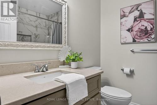 1821 Parkwood Circle, Peterborough (Monaghan Ward 2), ON - Indoor Photo Showing Bathroom