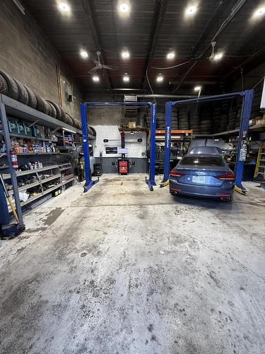 Intérieur - 11 Indisponible, Laval (Laval-Des-Rapides), QC - Indoor Photo Showing Garage