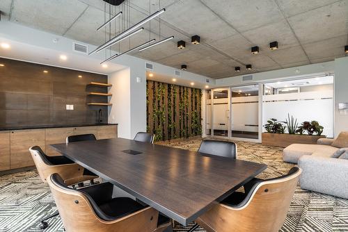 Salle communautaire - 511-8 Av. Donegani, Pointe-Claire, QC - Indoor