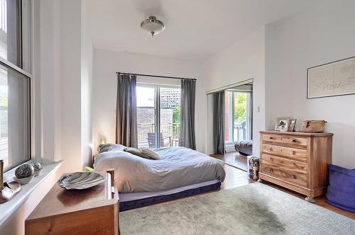 Chambre à coucher principale - 1061 Boul. Mont-Royal, Montréal (Outremont), QC - Indoor Photo Showing Bedroom