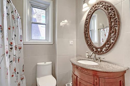 Salle de bains - 1061 Boul. Mont-Royal, Montréal (Outremont), QC - Indoor Photo Showing Bathroom