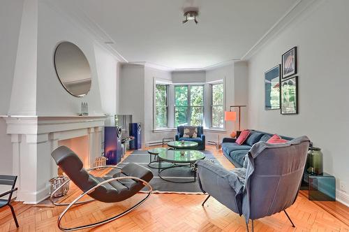 Salon - 1061 Boul. Mont-Royal, Montréal (Outremont), QC - Indoor Photo Showing Living Room