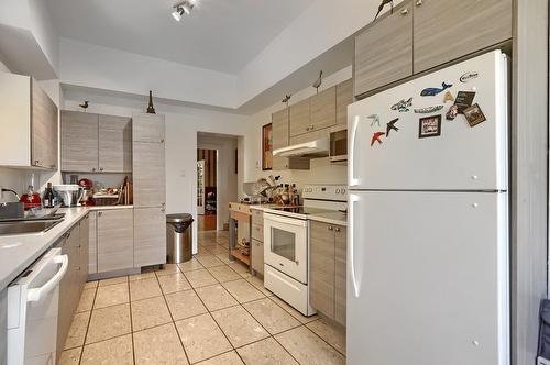 Cuisine - 1061 Boul. Mont-Royal, Montréal (Outremont), QC - Indoor Photo Showing Kitchen