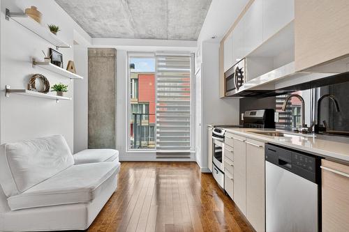 Salon - 608-71 Rue Duke, Montréal (Ville-Marie), QC - Indoor Photo Showing Kitchen