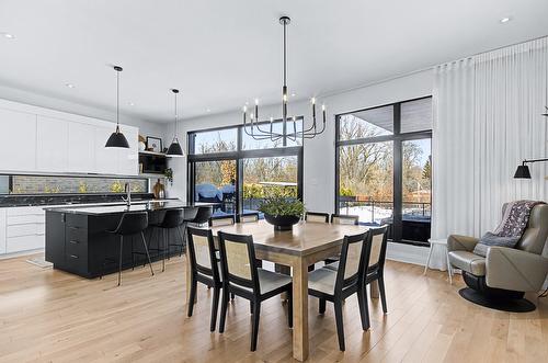 Salle à manger - 4009 Rue Des Bolets, Saint-Bruno-De-Montarville, QC - Indoor Photo Showing Dining Room