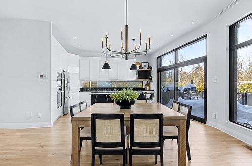 Salle à manger - 4009 Rue Des Bolets, Saint-Bruno-De-Montarville, QC - Indoor Photo Showing Dining Room