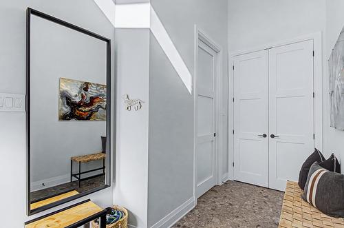 Hall d'entrée/Vestibule - 4009 Rue Des Bolets, Saint-Bruno-De-Montarville, QC - Indoor Photo Showing Other Room