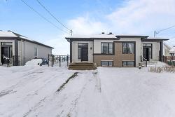 27 64e Avenue O.  Saint-Paul-De-L'Île-Aux-Noix, QC J0J 1G0