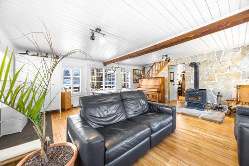 Salon - 3 Av. St-Joseph, Saint-Ours, QC - Indoor Photo Showing Living Room With Fireplace