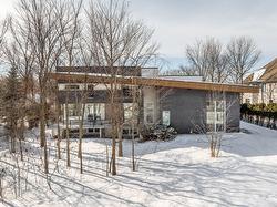 1254 Rue du Boisé  Boucherville, QC J4B 8R1