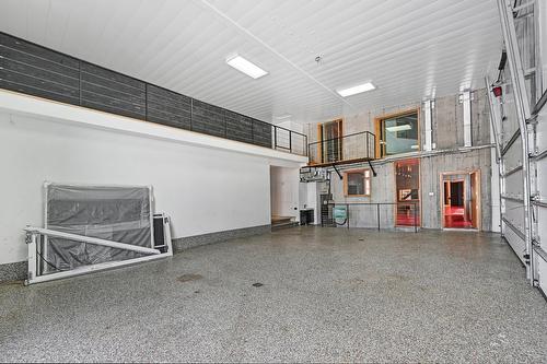 Garage - 1254 Rue Du Boisé, Boucherville, QC - Indoor Photo Showing Other Room