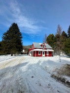 161 Ch. St-Joseph  Trois-Rives, QC G0X 2C0