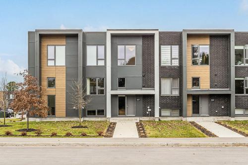 Frontage - 557 Rue Des Charmettes, Blainville, QC 