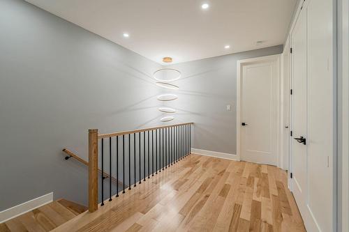 Den - 557 Rue Des Charmettes, Blainville, QC 