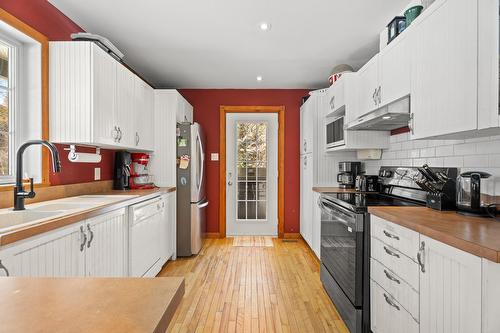 Cuisine - 38 Imp. Denise, Lac-Supérieur, QC - Indoor Photo Showing Kitchen