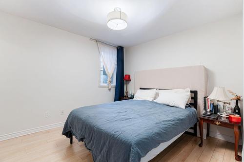 Chambre à coucher - 202-3561 Rue De Rouen, Montréal (Mercier/Hochelaga-Maisonneuve), QC - Indoor Photo Showing Bedroom