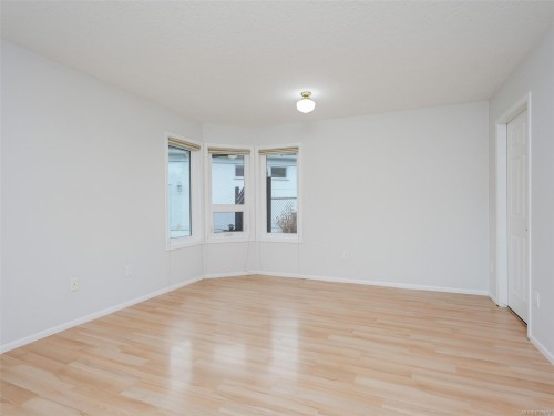 4220 Wakefield Pl, Saanich, BC 