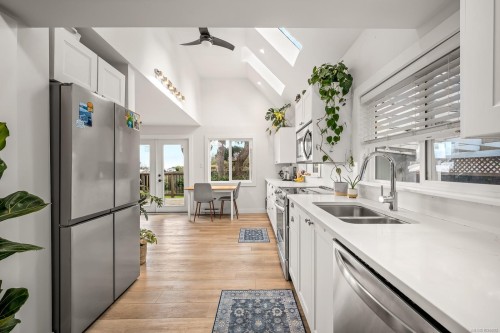 3491 Millard Rd, Courtenay, BC 