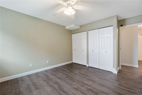 130-6711 Dover Rd, Nanaimo, BC - Indoor Photo Showing Bedroom