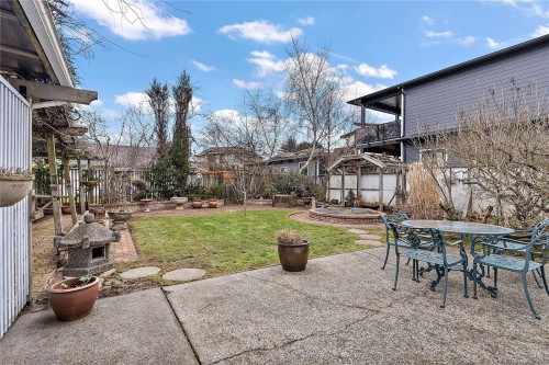 1806 Feltham Rd, Saanich, BC 