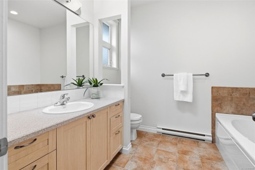 485 Outrigger Loop, Colwood, BC 