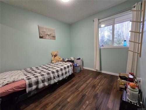 7312 Pine Dr, Port Hardy, BC 