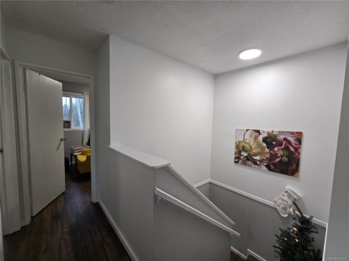 7312 Pine Dr, Port Hardy, BC 