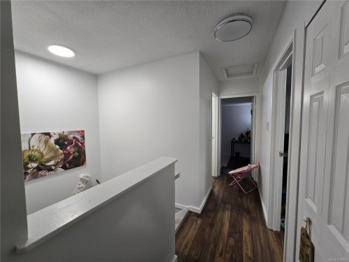 7312 Pine Dr, Port Hardy, BC 