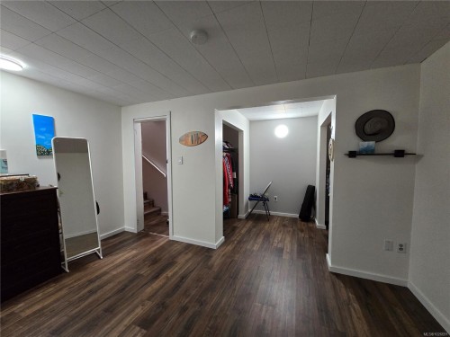 7312 Pine Dr, Port Hardy, BC 