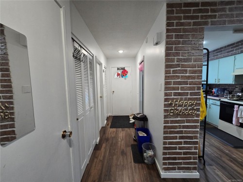 7312 Pine Dr, Port Hardy, BC 