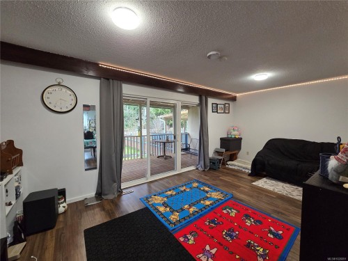 7312 Pine Dr, Port Hardy, BC 