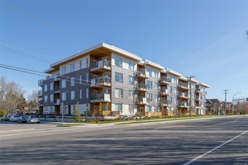 209-1588 North Dairy Rd  Saanich, BC V8T 3V4