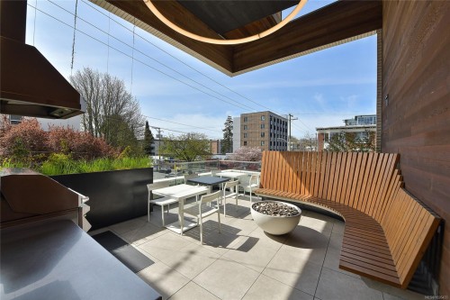 211-1033 Cook St, Victoria, BC - Outdoor With Exterior