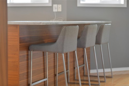 486 Foster St, Esquimalt, BC 