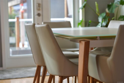 486 Foster St, Esquimalt, BC 