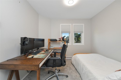 486 Foster St, Esquimalt, BC 