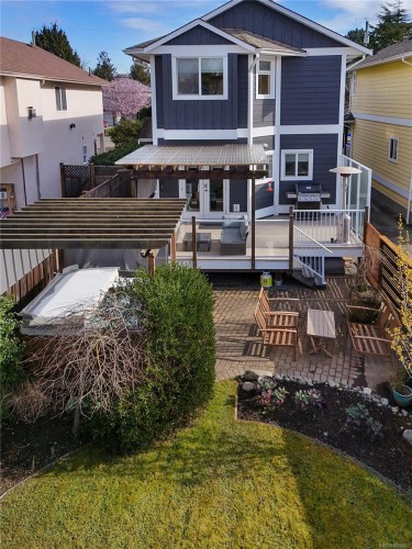 486 Foster St, Esquimalt, BC 