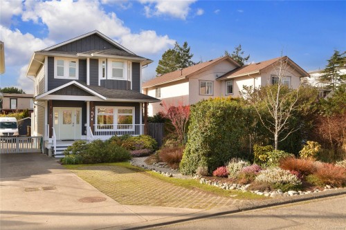 486 Foster St, Esquimalt, BC 