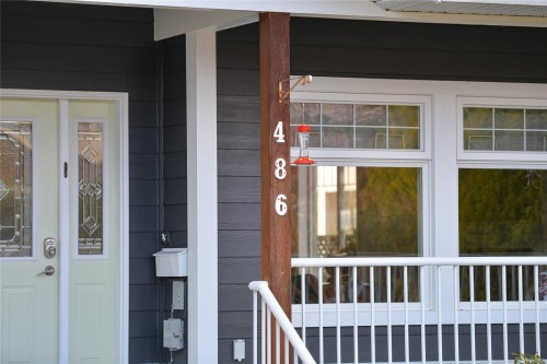 486 Foster St, Esquimalt, BC 