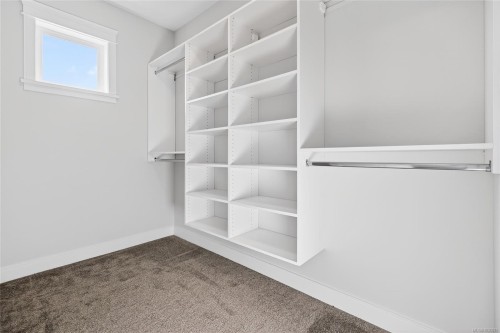 2224 Valley View Dr, Courtenay, BC 