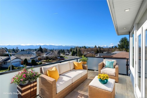 2224 Valley View Dr, Courtenay, BC 