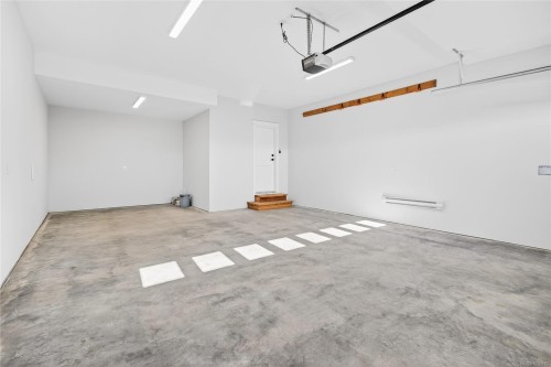 2224 Valley View Dr, Courtenay, BC 