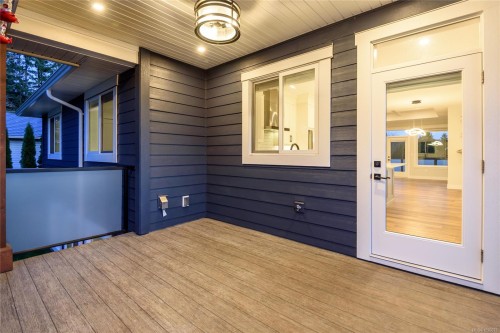 2224 Valley View Dr, Courtenay, BC 