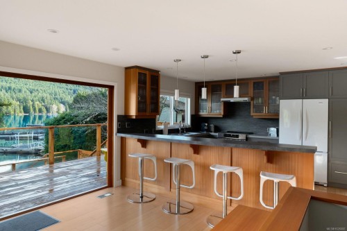 1655 West Shawnigan Lake Rd, Shawnigan Lake, BC 