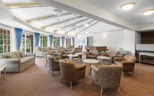 105-3915 St. Georges Lane, Saanich, BC - Indoor Photo Showing Other Room With Fireplace