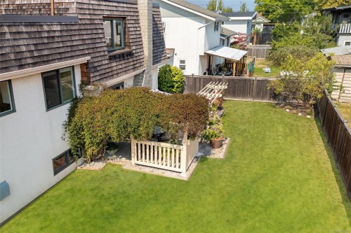 4059 Cavallin Crt, Saanich, BC 